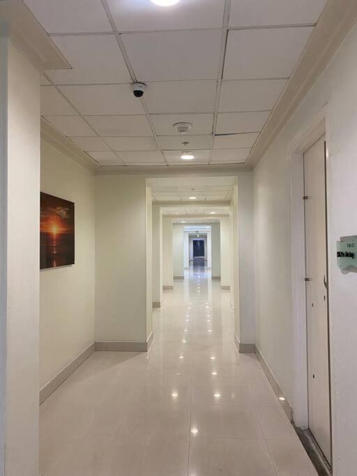 Sunny Isles Beach Spacious Apartment エクステリア 写真