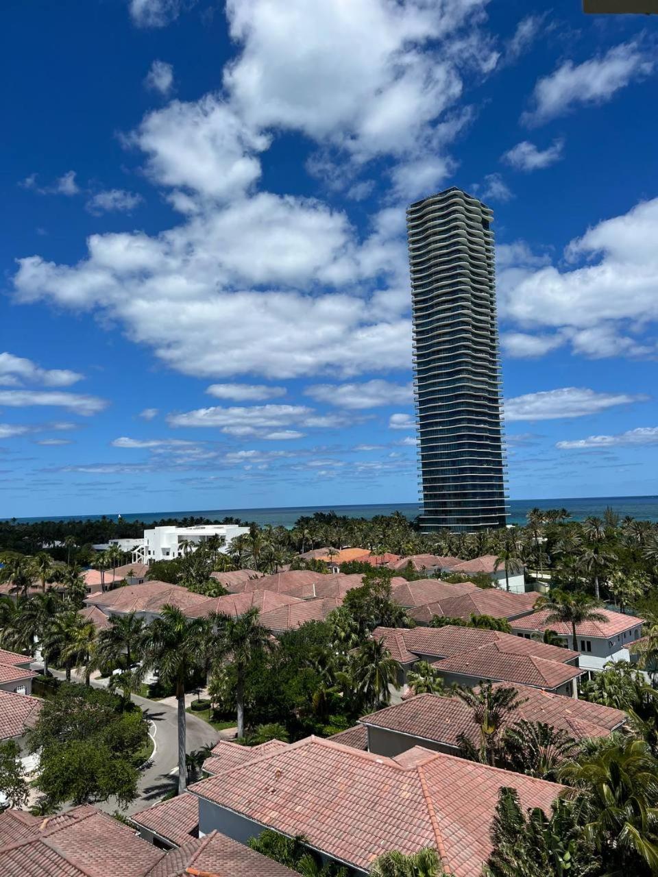 Sunny Isles Beach Spacious Apartment エクステリア 写真