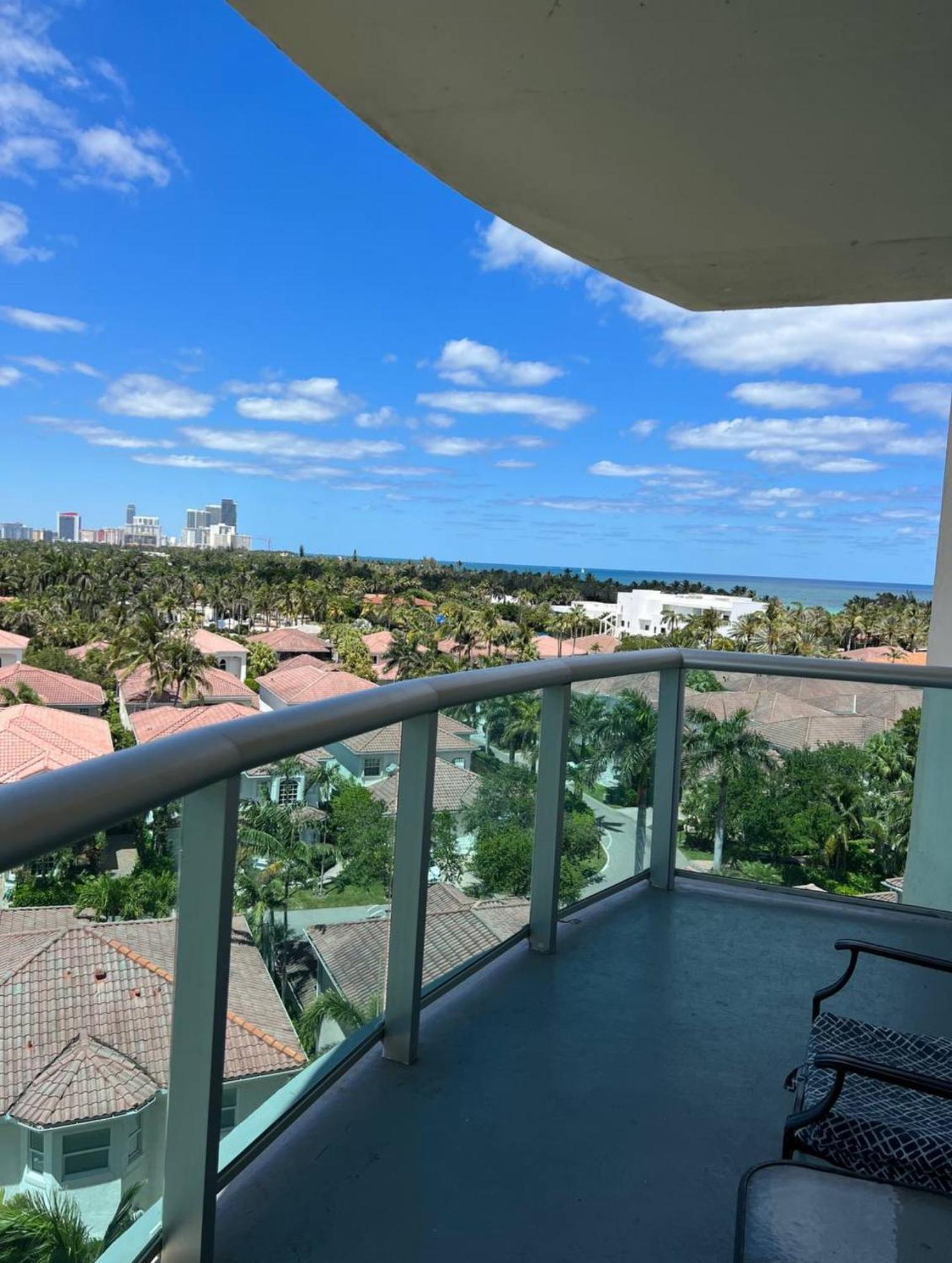 Sunny Isles Beach Spacious Apartment エクステリア 写真