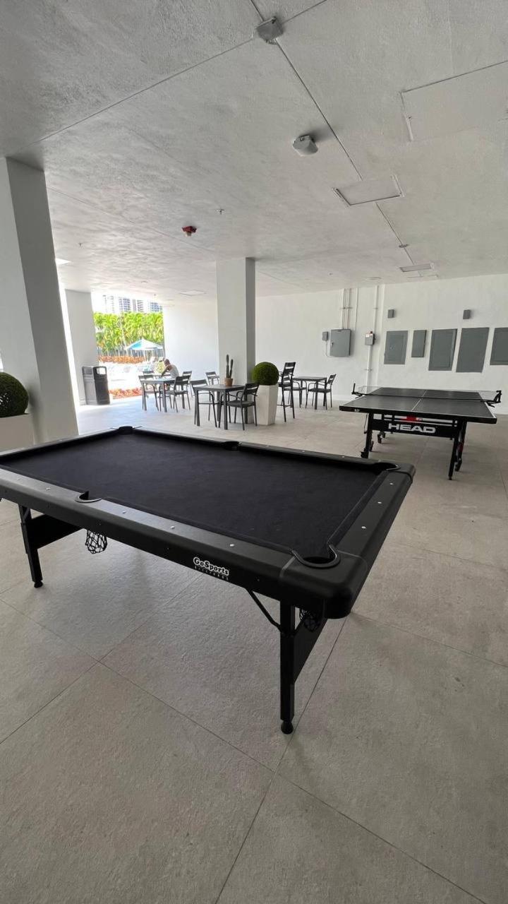 Sunny Isles Beach Spacious Apartment エクステリア 写真