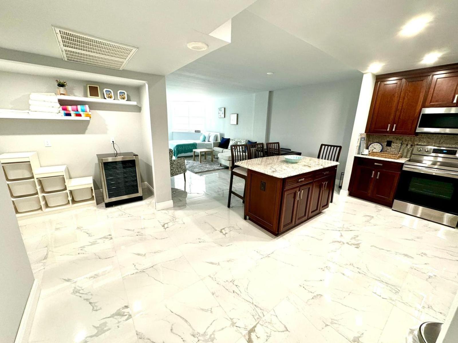 Sunny Isles Beach Spacious Apartment エクステリア 写真